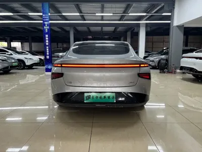 Xpeng P7