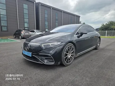 Mercedes-Benz EQS