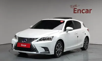 Lexus CT200h