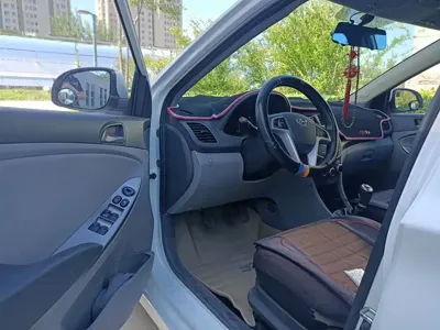 Hyundai Verna