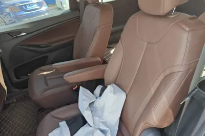 Buick GL6