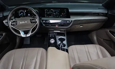 Kia K8
