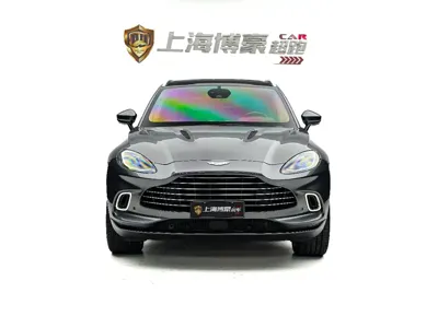 Aston Martin DBX
