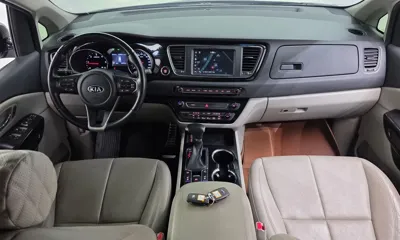 Kia Canival
