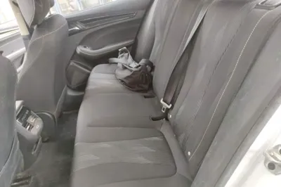 Roewe i5