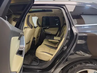 Volvo XC60 (Import)