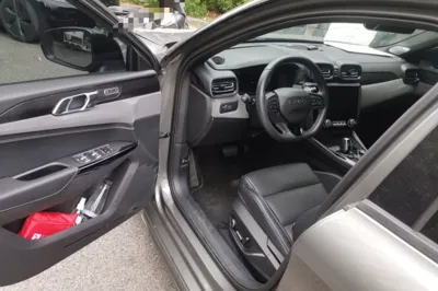 Lynk & Co 02 Hatchback