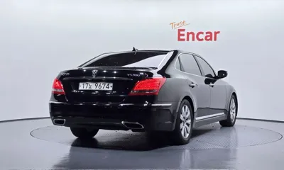 Hyundai Equus
