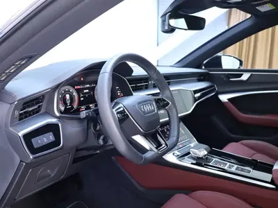 Audi A7L