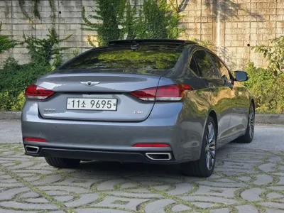 Hyundai Genesis