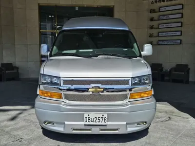 Chevrolet Express Van