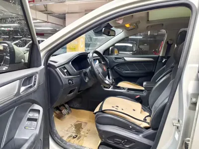 Roewe RX5 New Energy