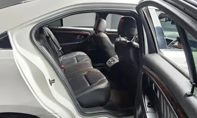 Ford Taurus