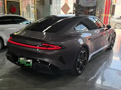 Xiaomi SU7