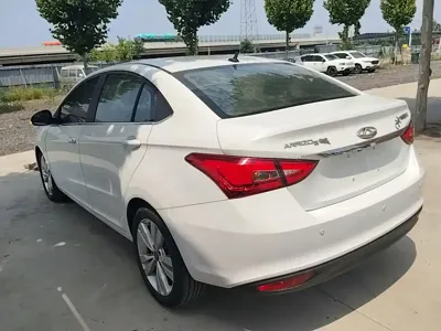 Chery Arrizo 5
