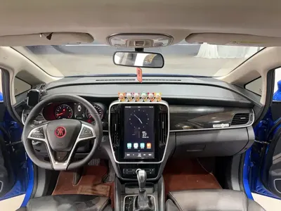 BYD MAX