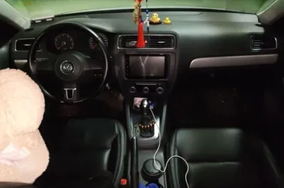 Volkswagen Sagitar