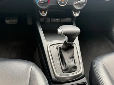 Kia K2