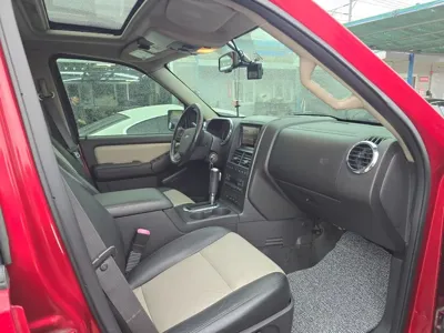 Ford Explorer Spot Trac