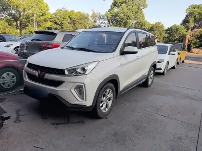 Wuling Hongguang S3