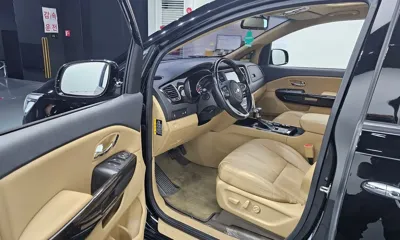 Kia Canival
