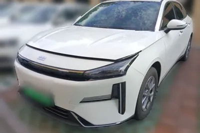 Geely Galaxy L6