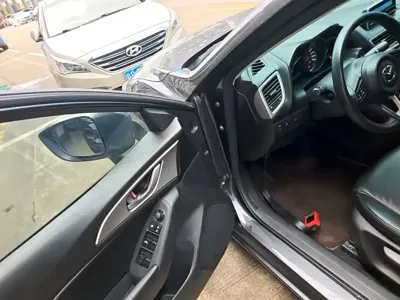Mazda 3 Axela