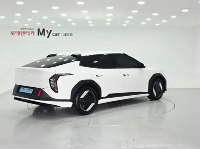 Kia EV4