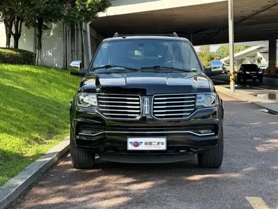 Lincoln Navigator