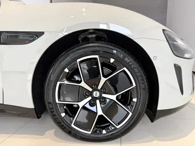 Xiaomi SU7