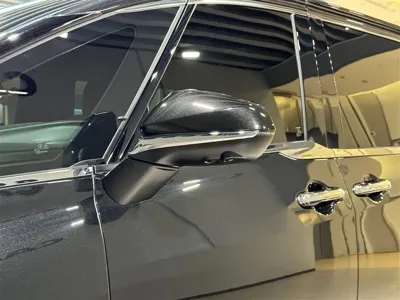 Lexus LM
