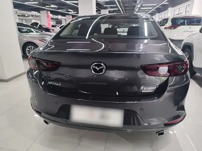 Mazda 3 Axela