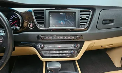 Kia Canival