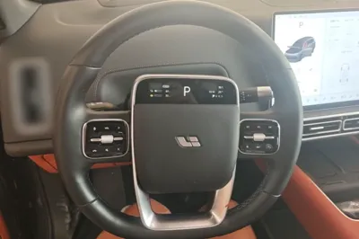 Li Auto L9