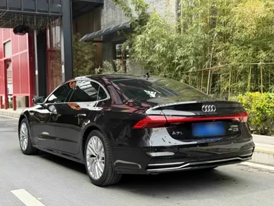 Audi A7L
