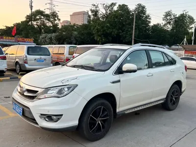 BYD S7