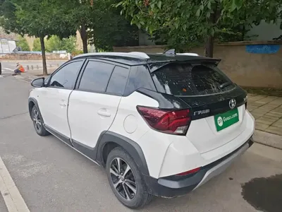 Toyota Yaris L