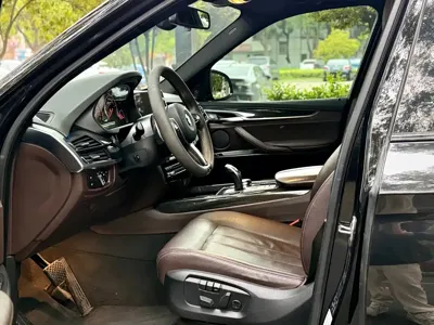 BMW X5 (Import)