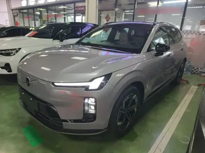 Volvo 沃尔沃XC70插电式混动