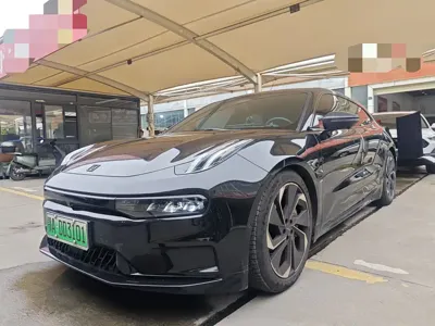 Zeekr 001