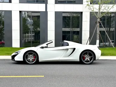 McLaren 625C