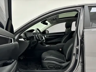 Hyundai Mistra