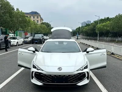 MG MG7
