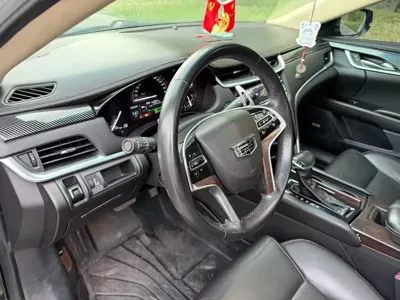 Cadillac XTS
