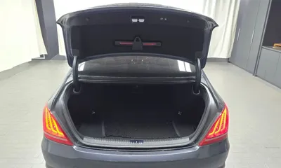 Genesis EQ900