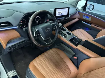 Toyota Granvia