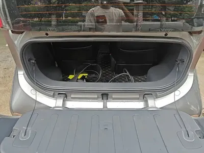 Baojun E200