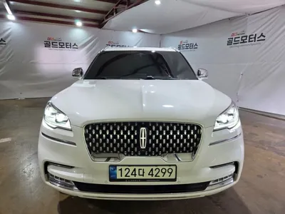Lincoln Aviator
