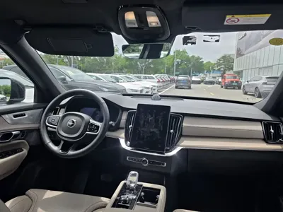 Volvo XC90 PHEV