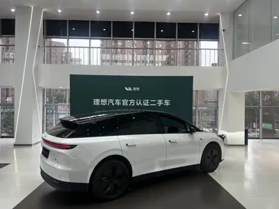 Li Auto 理想i6